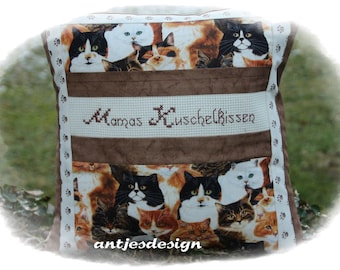 Muttertag, Katze, Geschenk Mama, Geburtstag Mutter, Dekokissen Katze  mit gesticktem Text, braun/beige,