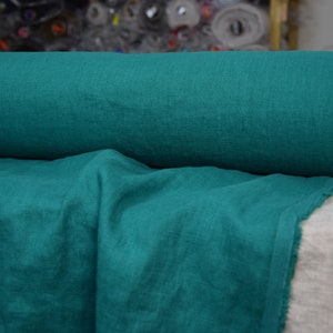 IN STOCK. Pure linen fabric Gloria Emerald Green 200gsm (5.90oz/yd2). Middle weight, dense, washed-softened.