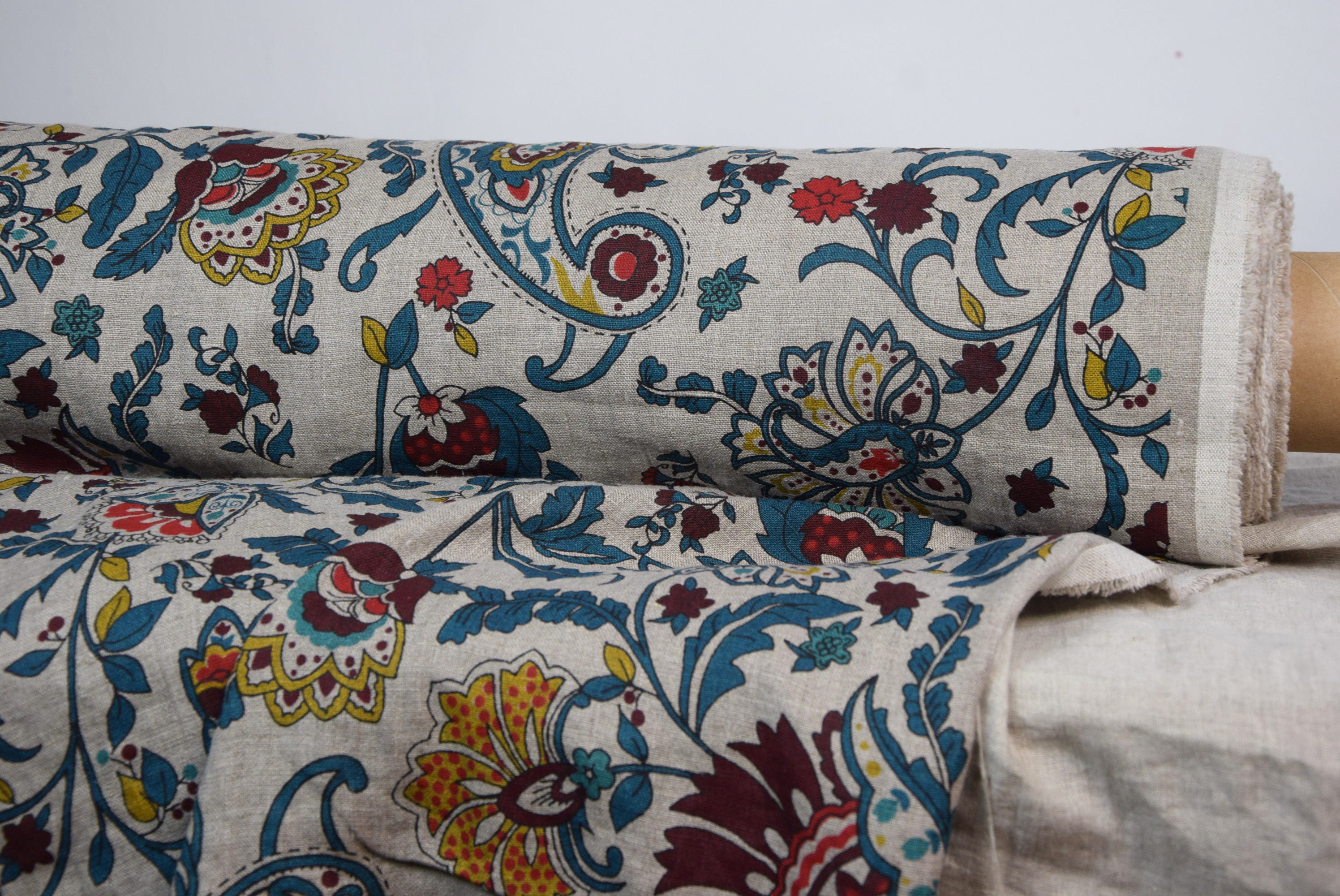 Pure 100 linen fabric Gloria Natural Multicolor Paisley