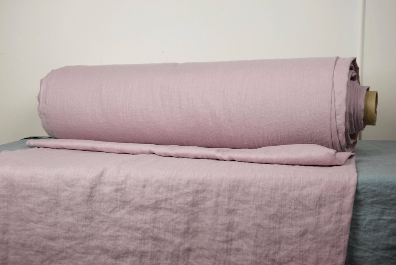 IN STOCK. Pure 100% linen fabric Gloria Dogwood 200gsm 5.90oz/yd2. Muted dusty pink, lavender-violet hue. Softened. Widht 145cm 57. image 1