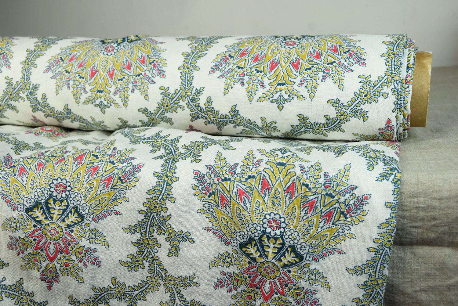 Pure 100 linen fabric. 200gsm. Damask flowers on offwhite backgound