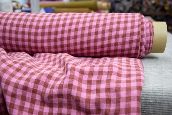 IN STOCK. Pure 100% linen fabric Augusta Pink and Reddish-Brown Gingham 160gsm (4.80oz/yd2). The last piece 1.30mx1.45m (51"x57")!