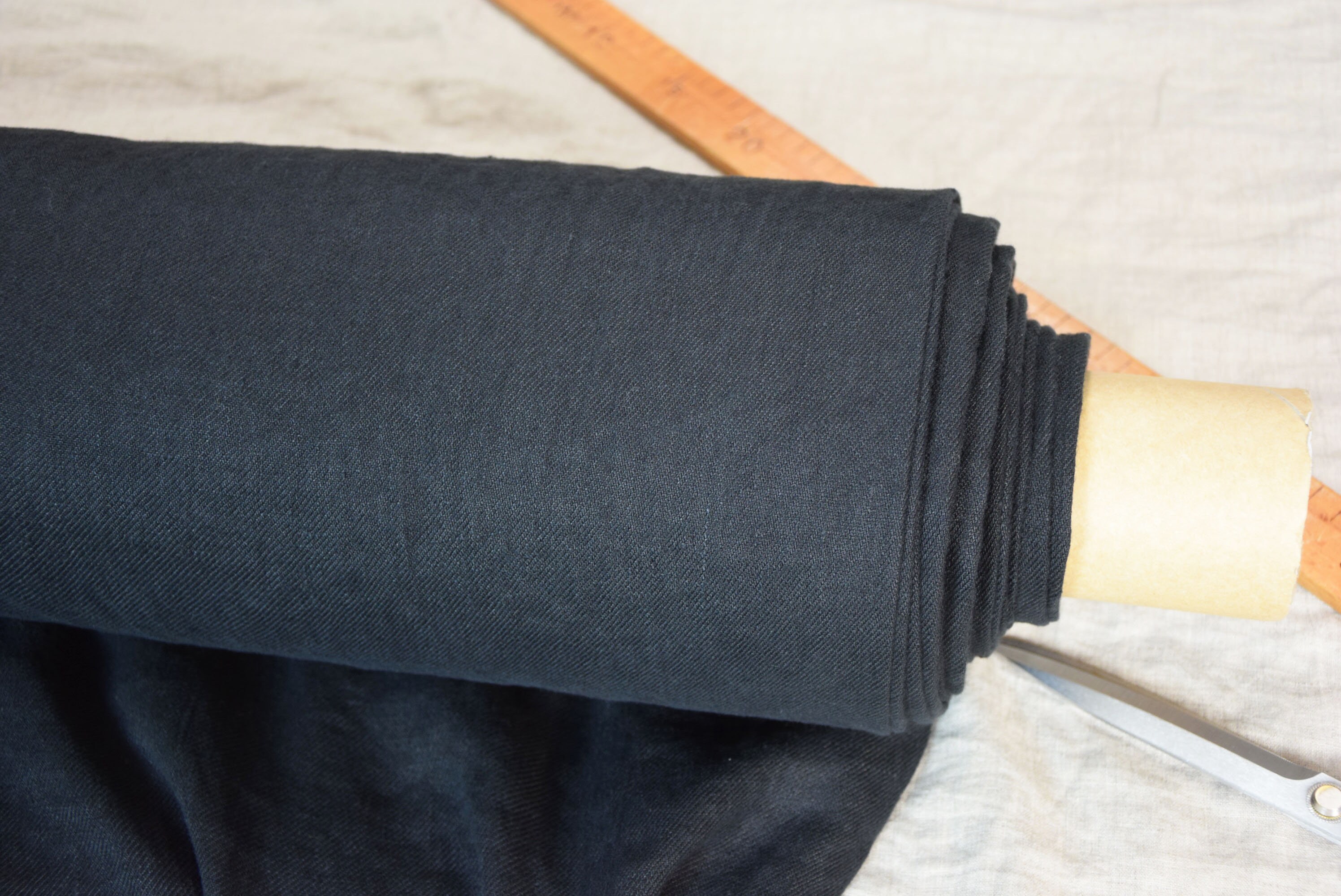 39x57 The last piece 1,00mx 1.45m Pure 100/% linen fabric Digna Black Twill 210gsm Twill weave Softened-washed rich solid black color