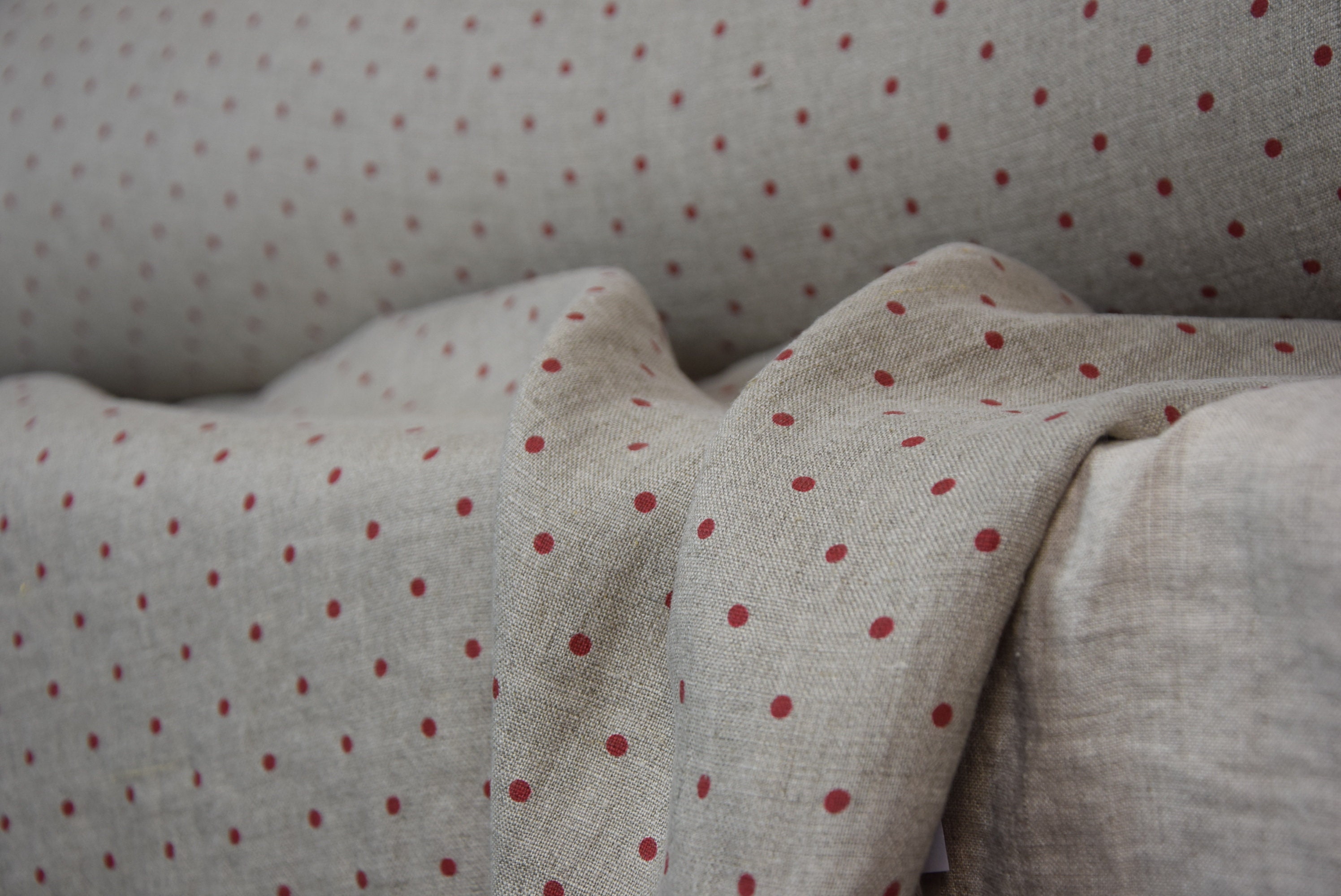 Pure 100 linen fabric Gloria Natural Polka Dot Red 190gsm