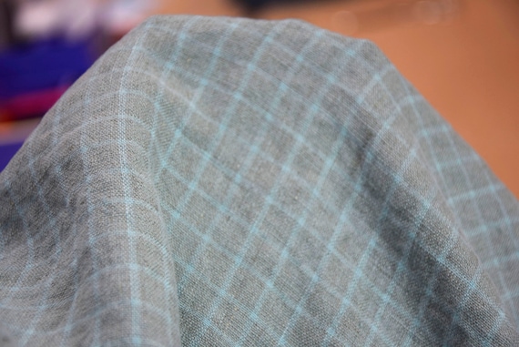 Pure 100% linen fabric "Hera Aqua Graph Check" 215gsm (6.4oz/yd2). Grid 12mm. Aqua greenish grid lines on gray background. Out of Stock!!!