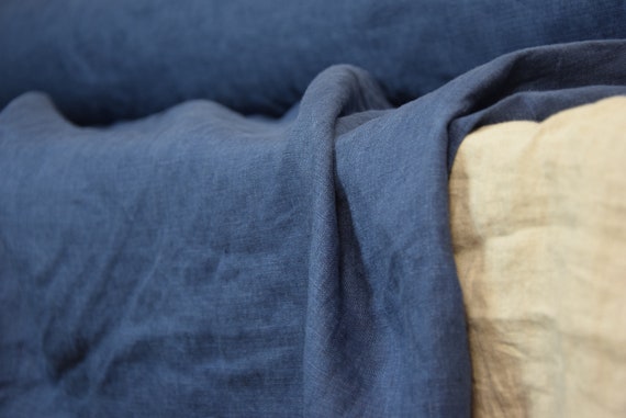 Tissu de lin en Assez pur 100 % Gloria vieilli marine 190 g. Assez en sombre teinte de bleu avec effet « wash-out ». Dense, lavé-adoucie. c8abf5 Tissu de lin en Assez pur 100 % Gloria vieilli marine 190 g. Assez en sombre teinte de bleu avec effet « wash-out ». Dense, lavé-adoucie. c8abf5