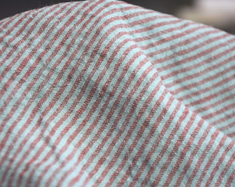 Reiner Leinenstoff Elba in Rot & Blau gestreift, 100% Leinen, Meterware. Prämie. Mittleres Gewicht 200 g / m², vorgeschrumpft, gewaschen, weich geknittert.