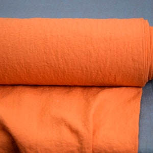 EN STOCK 100 % lin Gloria Bright Orange 200 g/m2 (6 oz/yd2). Orange vif saturé et rafraîchissant.