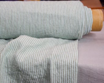 "100% reiner Leinen ""Elba"" Hellblau Feine Streifen." Mittelgewicht 200g/m²/6oz. Große Lagerware. Weiche geknitterte Textur. Das letzte Stück 1 Meter.