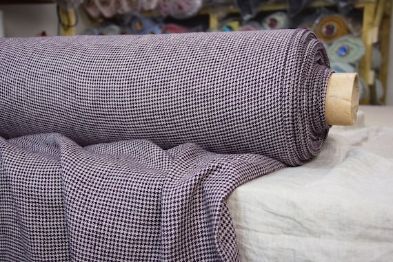 IN STOCK. 100% linen fabric Letta Hound's Tooth Purple 210gsm. Dog’s tooth Crow's feet pattern. The last piece 1.30mx1.45m=51"x57"