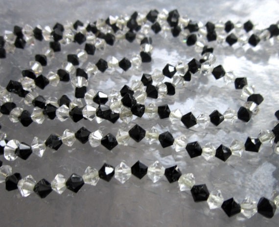 Vintage long black and clear crystal bead necklace - image 3