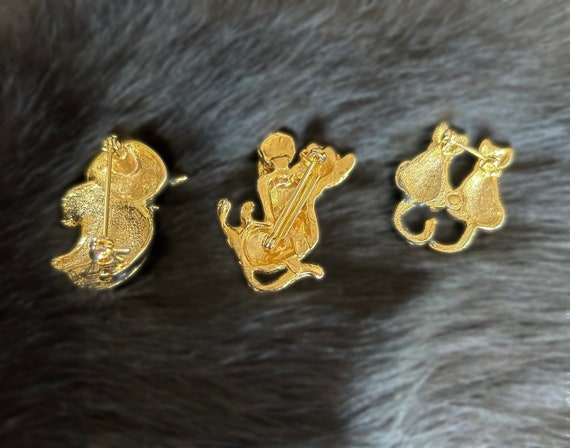 3 petite vintage black enamel cat brooches with r… - image 4