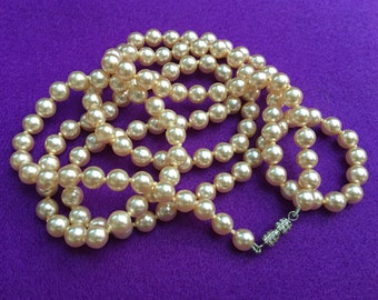 Beautiful vintage long Czech glass individually tied faux pearl bead necklace