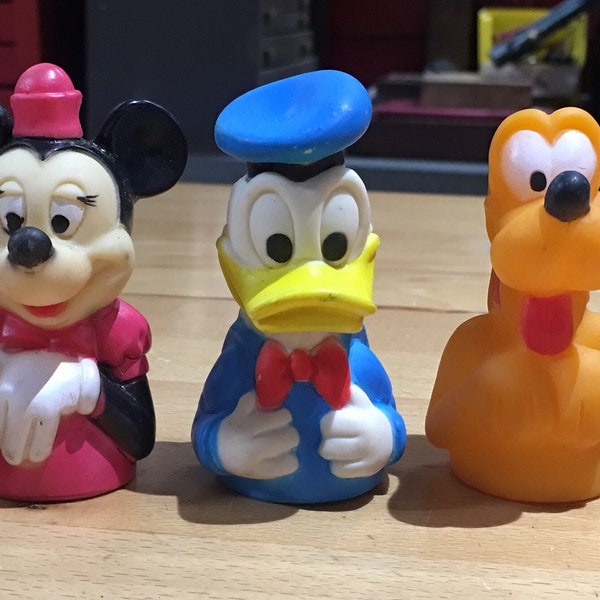 Vintage Walt Disney Productions Plastic Finger Puppets Lot of 5 Mickey Minnie Donald Duck Pluto Goofy