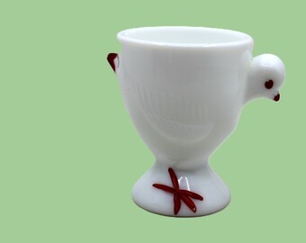 Westmoreland Milk Glass Egg Cup with Chicken details