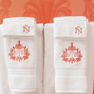 Pagoda Bath Towel with Monogram Bild 1
