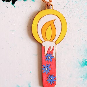 Retro Daisy Candlestick Wood Ornament