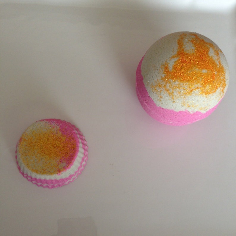 Japanese Cherry Blossom Bath Bomb Bath Bomb Colorful Bath | Etsy