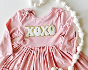 Blush pink chenille patch XOXO pocket Twirl Dress-Valentines Day play dress- swing dress-valentines toddler dress-xoxo dress