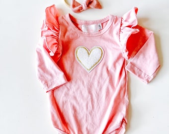 Pink heart flutter sleeve bodysuit for baby girl, love onesie, pink Valentines onesie, valentines baby outfit, sibling pictures