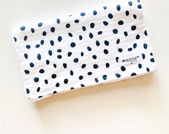 SCATTERED DOTS burp cloth. Mix & Match gender neutral burp cloth-Baby Shower Gift. Burp Rag. burp pads. modern burp cloth. Dots burp cloth