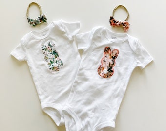 Mono con apliques de conejito floral, body de lentejuelas para Pascua