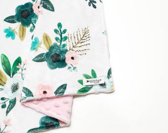 Manta de bebé estilo boho con estampado floral Minky Lovey: Regalo personalizado