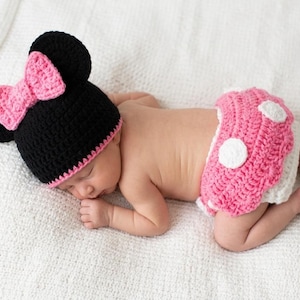 Crochet Baby girl Mouse Outfit.
