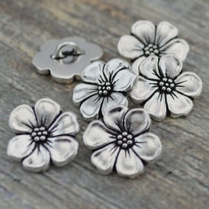 Apple Blossom Metal Buttons, Tierracast Antique Silver, 16mm Button, Qty 4, Jewelry Findings, Bracelet Clasps, Flower Buttons,