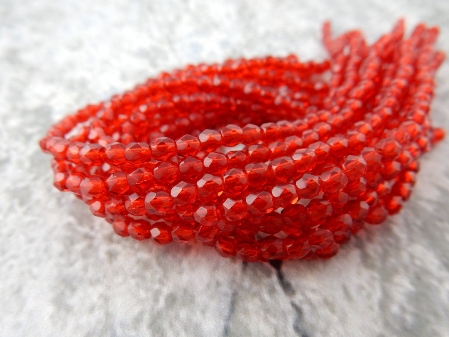 Lot of 25 8mm Ruby Red - Light Garnet Czech glass, fire polished, faceted  round beads, C6525