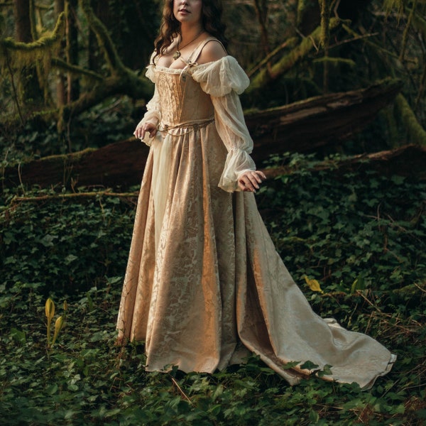 Renaissance Wedding Dress - Etsy