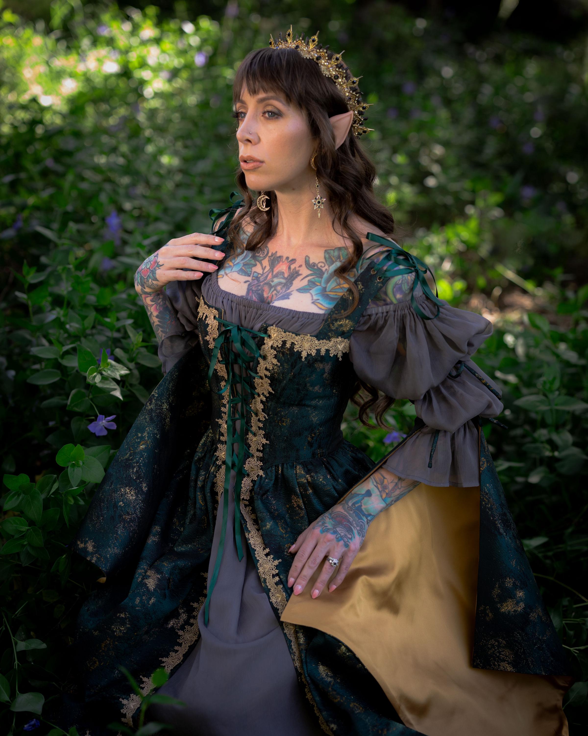 medieval corset dress Medieval Renaissance Dress – Corset Gown, Plus Size Cosplay main image 1