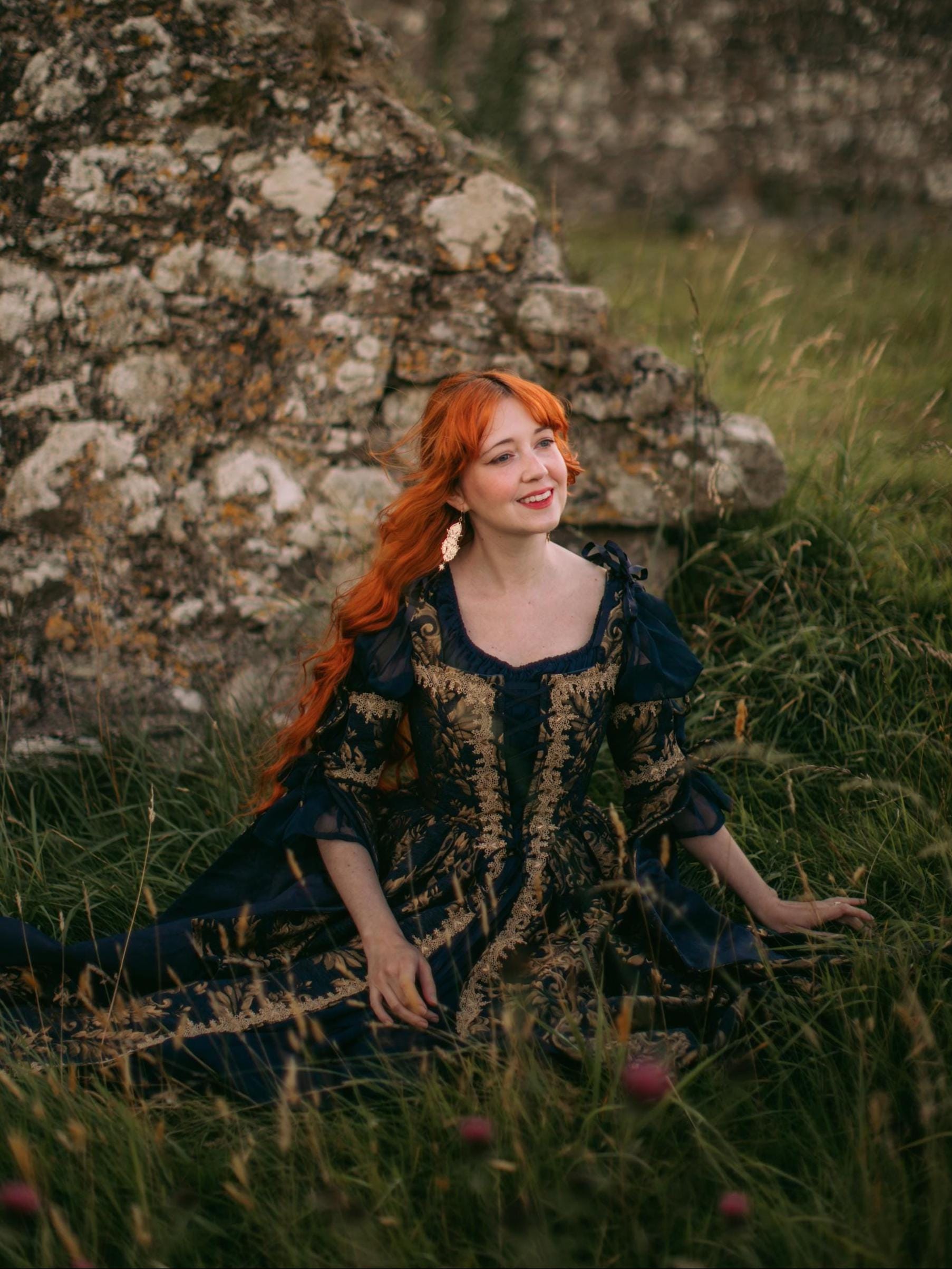 red hair gold dress 5 'Redhead Friendly' Ways To Wear In 2020 Fall 2025 RTW main image 1