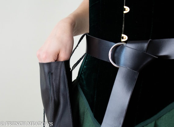 Belt Pouch Drawstring Bag for Renaissance Faire, Medieval, Viking, LARP,  Cosplay Costumes Vegan Leather 