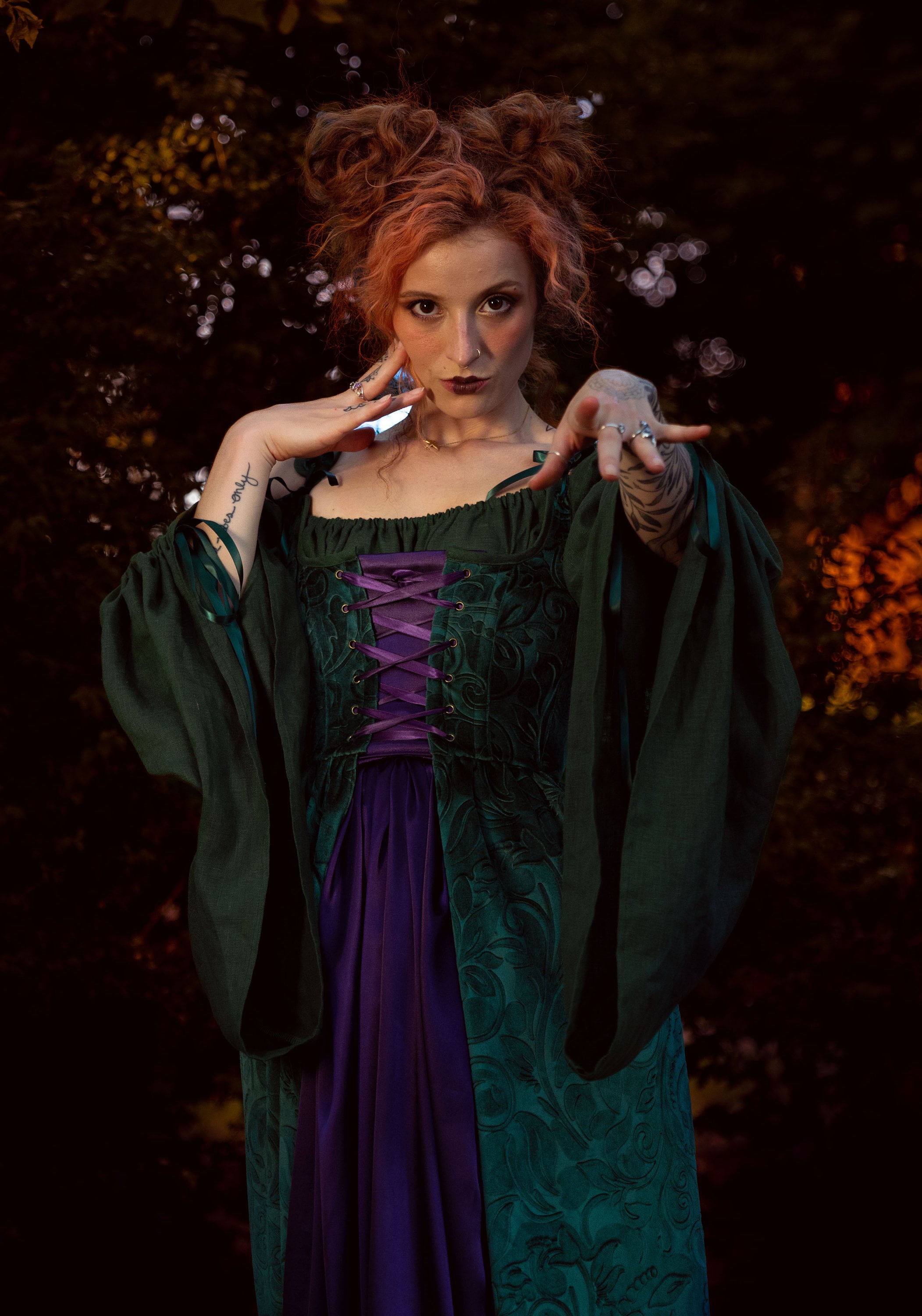 Handmade Winnifred Sanderson Costume Corset Dress: Green Velvet Hocus Pocus  Halloween - Etsy