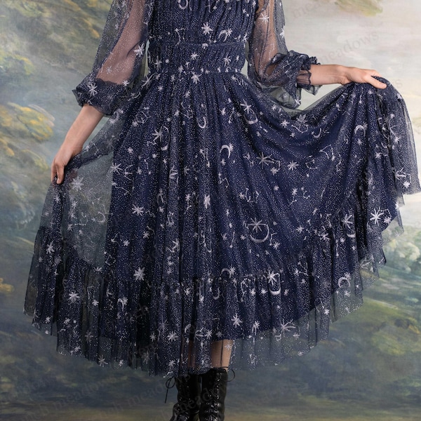 Robe de sirène en tulle céleste | Tulle bleu marine foncé avec lunes et étoiles brodées