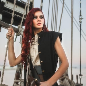 Black Linen Pirate Vest: Unisex Renaissance Cosplay Waistcoat
