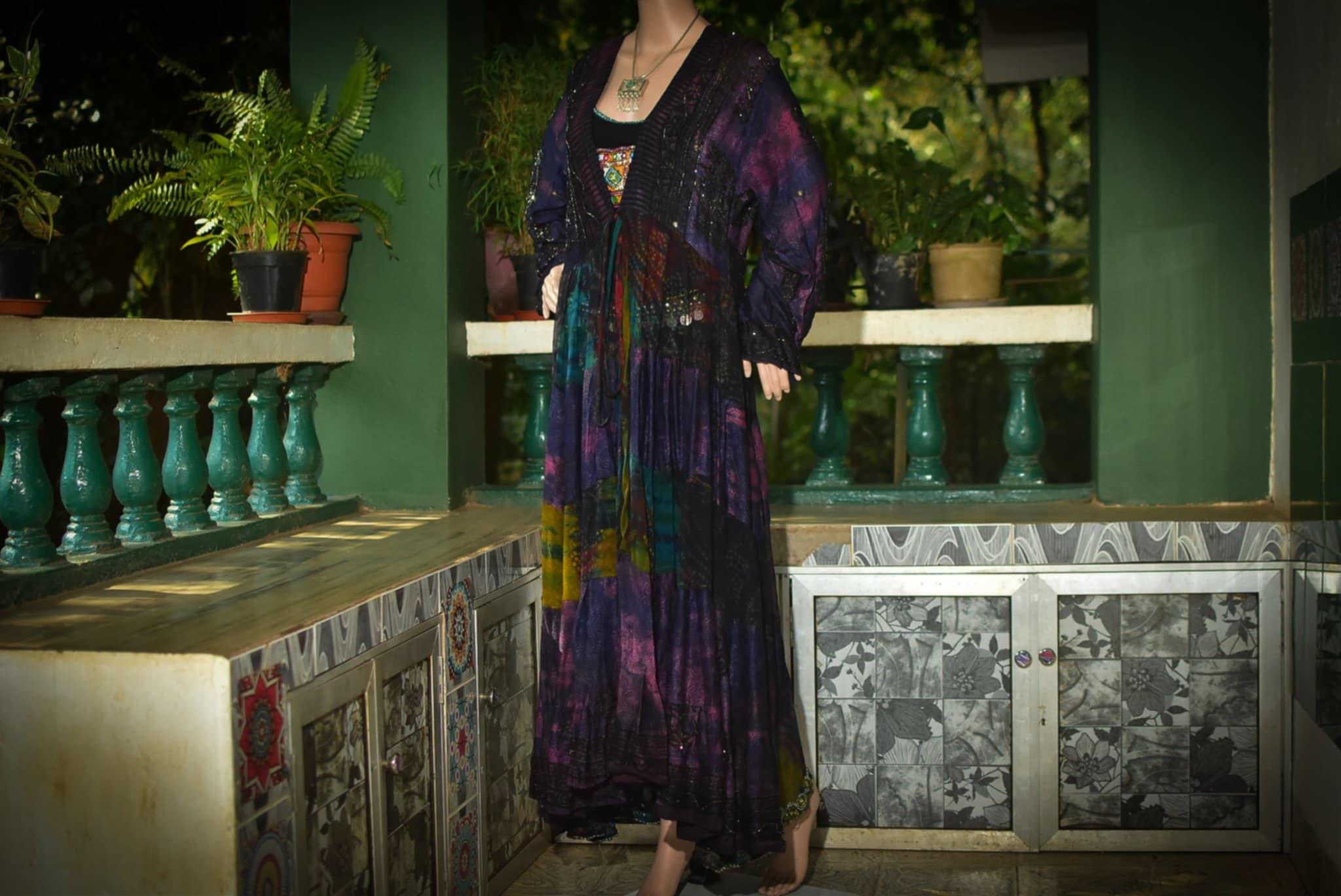 Upcycled Old Robe Vintage Sequinned Kimono • Upcycled Indian Sari Duster Robe - Etsy