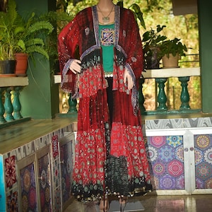 Ausgestelltes Ärmel Jacke • Verzierter Kimono • Rote Hippie Jacke