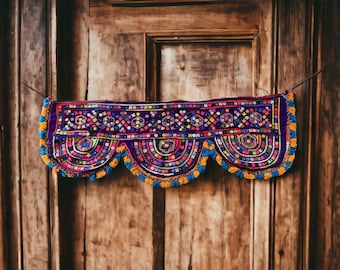 Tapiz Toran indio vintage • Toran Kutch • Tapiz Banjara • Tapices bohemios