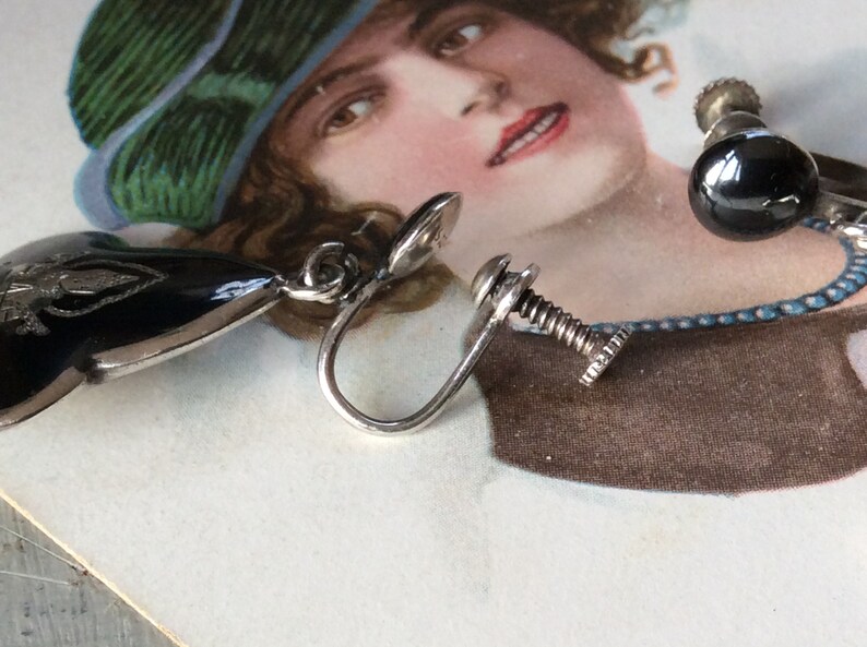1940s Vintage Siam Thai Sterling Silver /& Black Niello Enamel Clip On Earrings.
