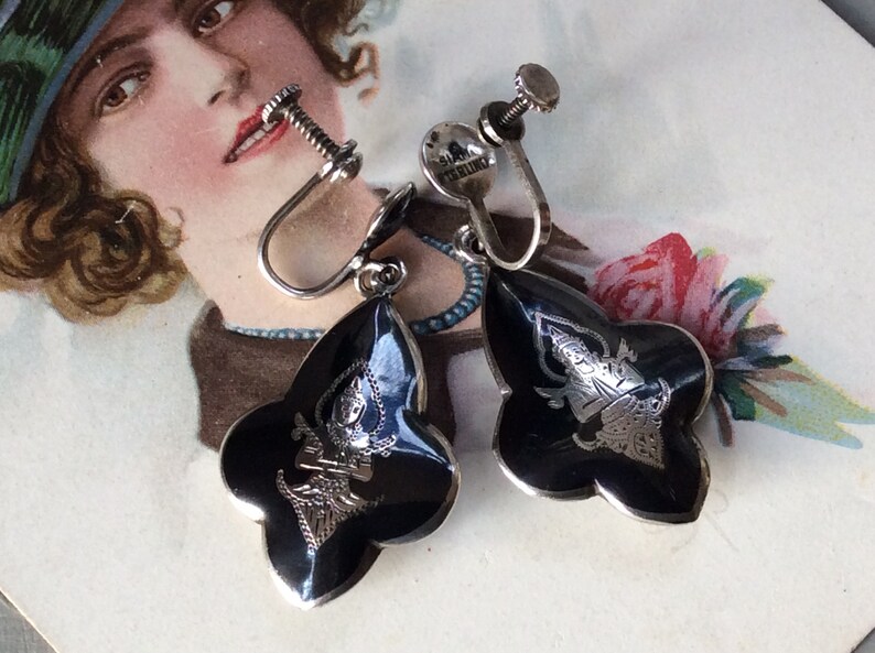 1940s Vintage Siam Thai Sterling Silver /& Black Niello Enamel Clip On Earrings.