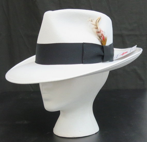 White pimp hat with feather Clearance