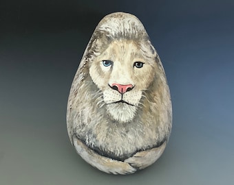 Hand Painted White Lion Gourd Art