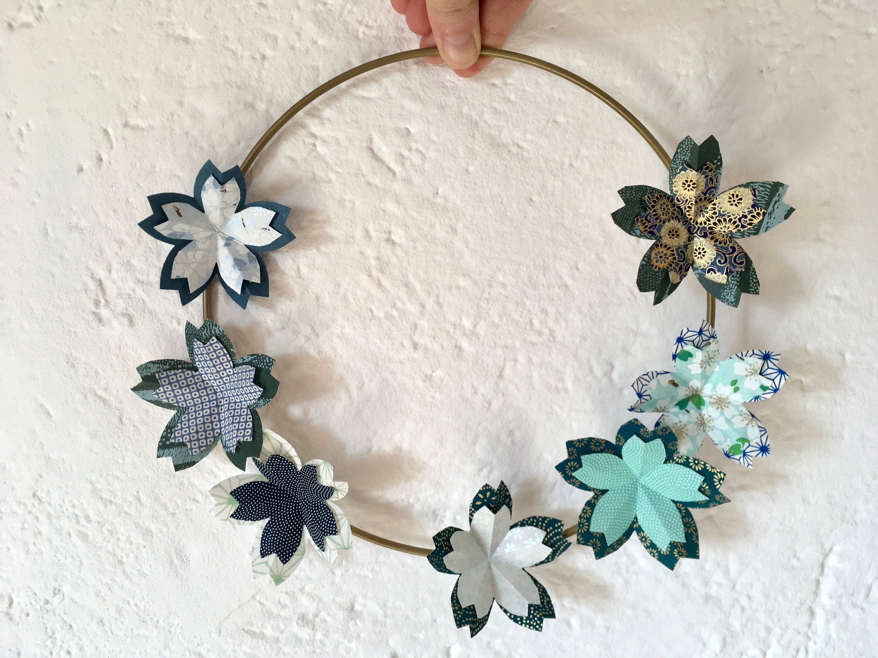 Couronne Fleurs en Origami Vert Bleu