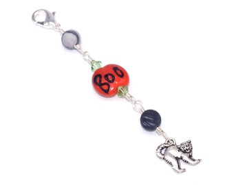 Scary Cat Zipper Pull, Halloween Planner Charm, Clip On Keychain Accessory, 4.9 inches long