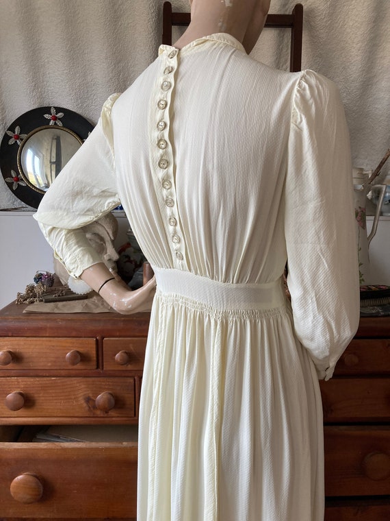 SIZE UK 8-10 / 1930s-40s Cream Dress with Dagger … - image 8