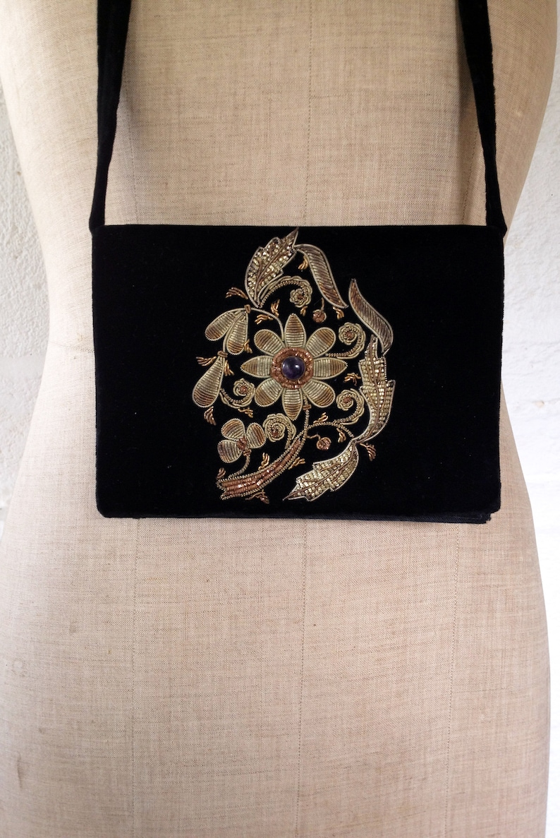 Vintage Amethyst Jewelled Zardosi Black Velvet Shoulder Bag with Blossom Vintage Handbag Vintage Zardozi Bag