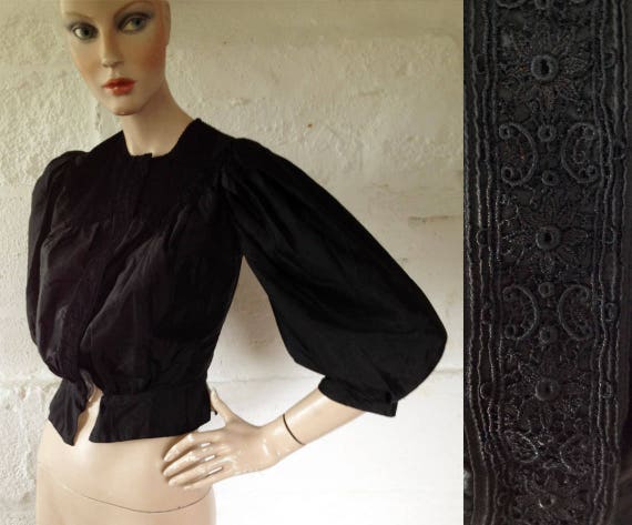 Edwardian Era Black Silk Belle Époque Blouse / Edw