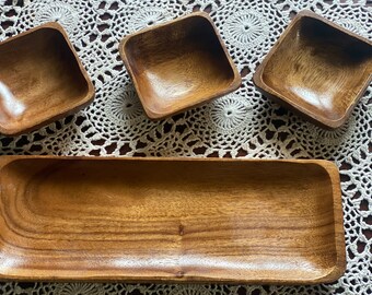 bol/ ensemble de plateaux/ bibelots en bois vintage